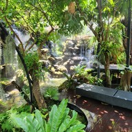 ป้าปี๋ ล้านนาปาร์ค