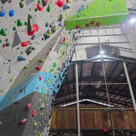 บรรยากาศ Rock Domain Climbing Gym