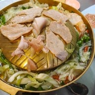 เอี่ยมโภชนา ป้อมปราบ