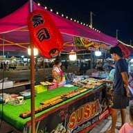 ถนนคนเดินสาเกตนคร