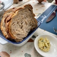 Victoria By Cocotte เซ็นทรัลเวิลด์