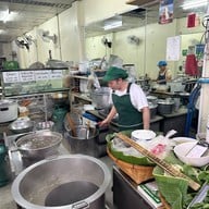 ต.ตำลึง เกาเหลาเลือดหมู  ก๋วยเตี๋ยวตำลึง อาหารตามสั่ง ใต้บีทีเอส สะพานควาย