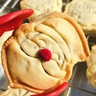 A Dessert House (Bakery & Cafe home)