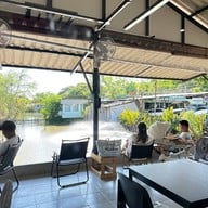 Whyawake suksawat 26