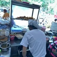 เย็นตาโฟศรีพิงค์ สวนดอก