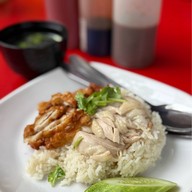 เมนูของร้าน 24ข้าวมันไก่