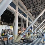บรรยากาศ ตลาดร้อยเสา