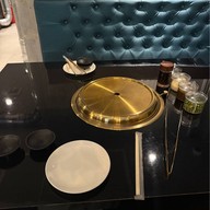 GYU EN SIAM YAKINIKU A Nyar Tar Restaurant