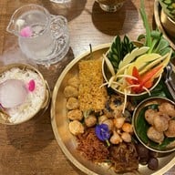 Siam Tea Room Marriott marquis Queens Park