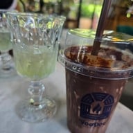 Voodoo Cafe (วูดู คาเฟ่ ฮาลาล) มิตรไมตรี 6 หนองจอก กทม.