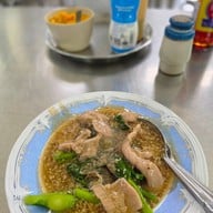 ราดหน้ารัตนาธิเบศร์