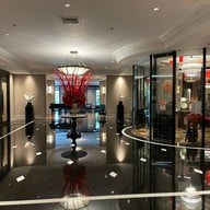 Silk Road ดิ แอทธินี โฮเทล แบงค็อก