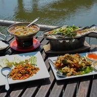 ครัวบ้านพ่อ