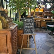 Voodoo Cafe (วูดู คาเฟ่ ฮาลาล) มิตรไมตรี 6 หนองจอก กทม.