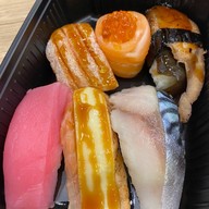 ตุ้มซูชิ Tops เซ็นทรัลลาดพร้าว