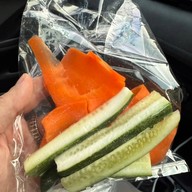 ตำปะล่ะส้มตำเจ้สุรสเด็ดเผ็ดดาก&กระเพาเลือกหน้า วัชรพล