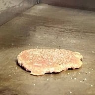 Jasper Burger ประชาสรรค์