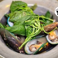 เมนูของร้าน สมศักดิ์ปูอบ เพชรเกษม