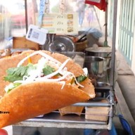 เมนูของร้าน แม่แดงขนมเบื้อง