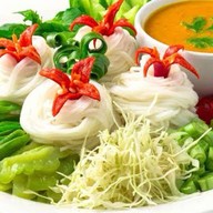 ร้านข้าวหมู หมู (ตรงข้ามศาลเจ้าพ่อกวนอู)