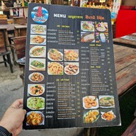 สึนามิซีฟู้ด หมึกช็อต หมึกซาชิมิ ใหญ่มาก มาร์เก็ต