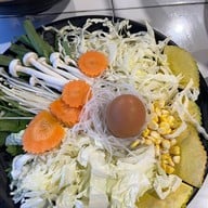 ทวีโชคหมูกะทะ สาขา8 ร่มเกล้า