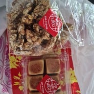 เมนูของร้าน ร้านขนมเปี๊ยะ อื๊อหมุยเตียง มหาชัย