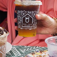 อยู่บ้าน คาเฟ่