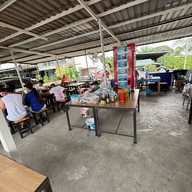 ก๋วยเตี๋ยวไก่ ขนมจีน บุฟเฟต์