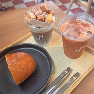 Hiean khaoyai เฮียนเขาใหญ่