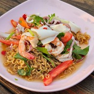 สึนามิซีฟู้ด หมึกช็อต หมึกซาชิมิ ใหญ่มาก มาร์เก็ต