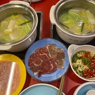 มู่หลิน สุกี้ หม่าล่าทัง mala noodle & sukiyaki 麻辣烫 สนามบินน้ำ