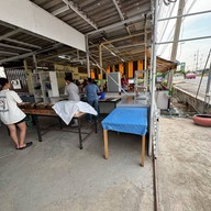 ก๋วยเตี๋ยวไก่ ขนมจีน บุฟเฟต์