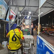 บรรยากาศ ล้ำเส้น นู้ดเดิ้ล "เห็นเครื่องไม่เห็นเส้น"(เย็นตาโฟบะหมี่เกี๋ยวกุ้ง) พระราม2ซอย69