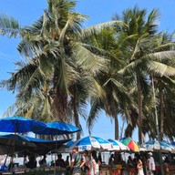 ตลาดนัดหาดวอนนภา บางแสนชลบุรี