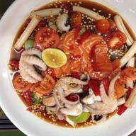 ยำปากเจ่อ