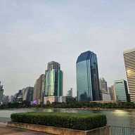 สวนเบญจกิติ