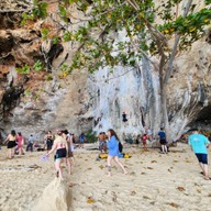 บรรยากาศ หาดถ้ำพระนาง