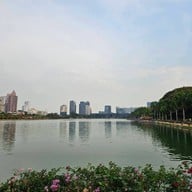 สวนเบญจกิติ