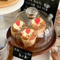 Not Too Sweet Bakery Cafe เชียงใหม่