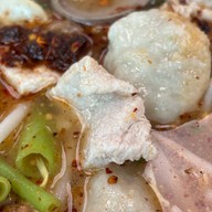 ก๋วยเตี๋ยว อปร.