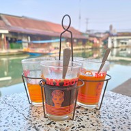 กาแฟโบราณลุงคิ้ว