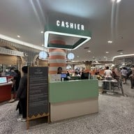 ไก่ย้อย ข้าวมันไก่ & ขาหมูท่านลอร์ด เซ็นทรัลลาดพร้าว ชั้น 4