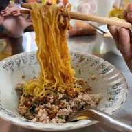 ก๋วยเตี๋ยวลุงกับป้า