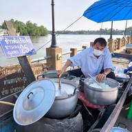 ข้าวต้มเรือเจ็ก