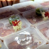 เมนูของร้าน SALMON CAT ( แซลมอนแคท ตลาดสดธนบุรี ) ตลาดสดค้าส่ง ธนบุรี