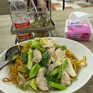 ราดหน้าสวนหมาก
