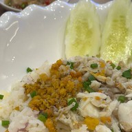 ชาวเลซีฟู้ดส์ วิยะเครป  พาราไดซ์ พาร์ค