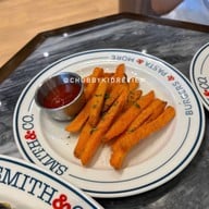 Smith & Co. ( The Mercury Ville ) ชิดลม