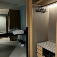 Sea Me Spring Tree Hotel